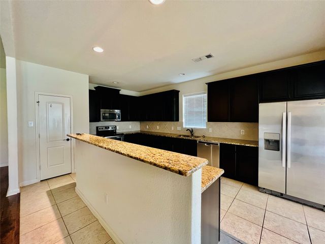 2421 Fall Leaf Court, Denton, TX 76209