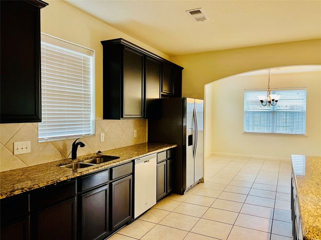 2421 Fall Leaf Court, Denton, TX 76209