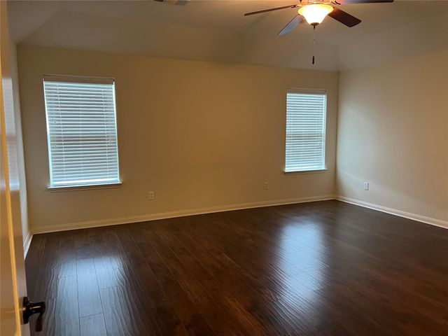 2421 Fall Leaf Court, Denton, TX 76209