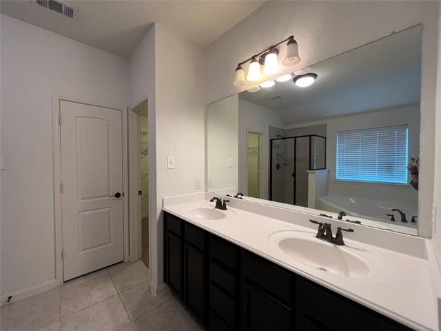 2421 Fall Leaf Court, Denton, TX 76209