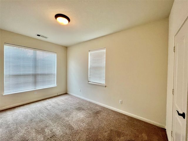 2421 Fall Leaf Court, Denton, TX 76209