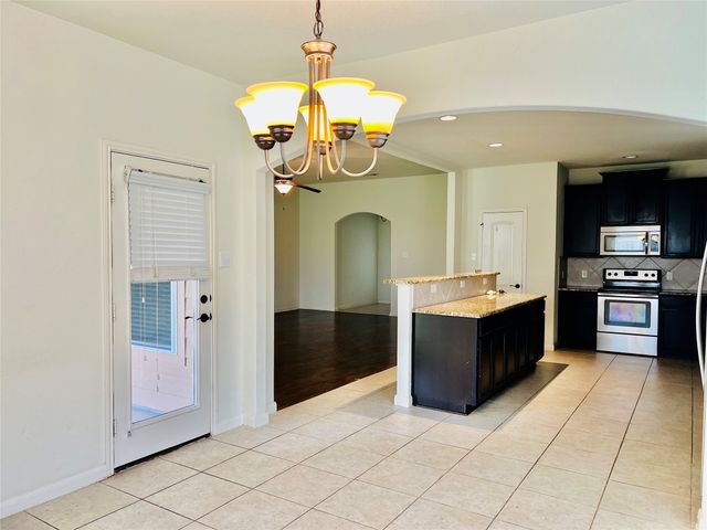 2421 Fall Leaf Court, Denton, TX 76209