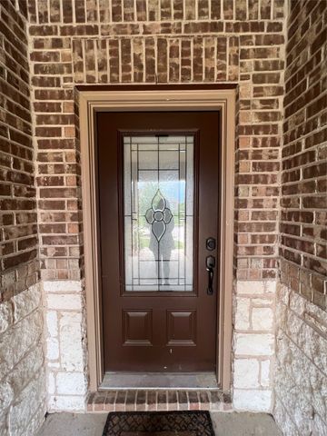 2421 Fall Leaf Court, Denton, TX 76209