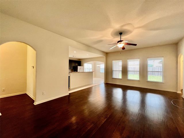 2421 Fall Leaf Court, Denton, TX 76209