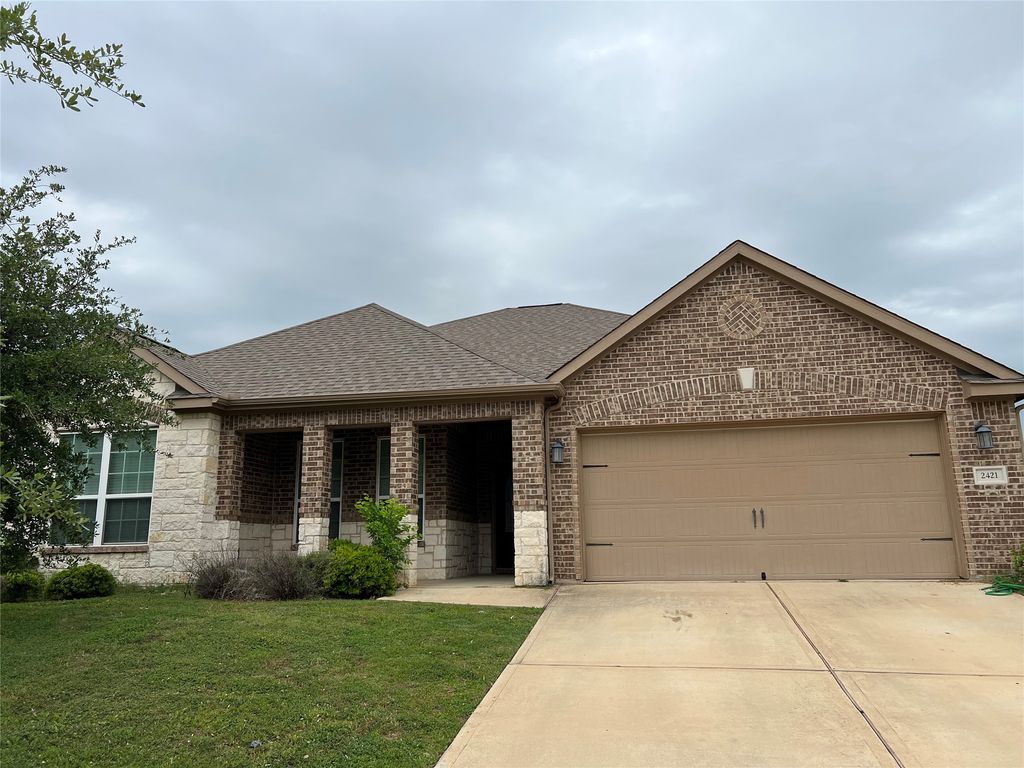 2421 Fall Leaf Court, Denton, TX 76209