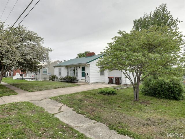 417 S Home Street, Palmyra, MO 63461