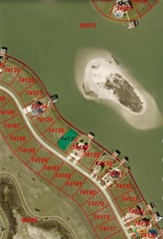 352 E Arbor Vista, Port O'connor, TX 77982