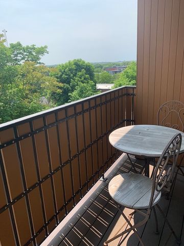 408 East 8th St. 3A, Boston, MA 02127