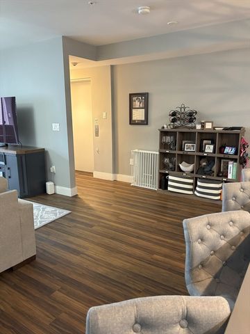 408 East 8th St. 3A, Boston, MA 02127