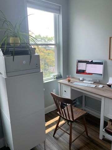 408 East 8th St. 3A, Boston, MA 02127