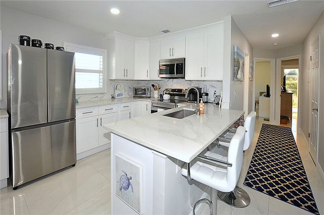 25 Pine Arbor Lane 202, Vero Beach, FL 32962