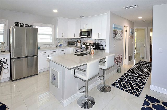 25 Pine Arbor Lane 202, Vero Beach, FL 32962