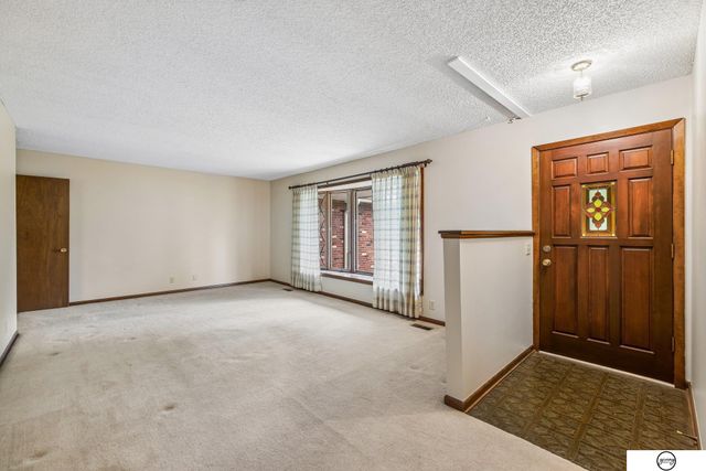 3921 S Folsom Street, Lincoln, NE 68522