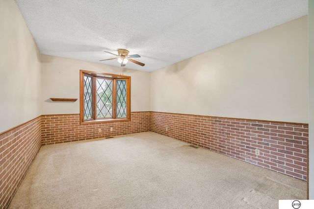 3921 S Folsom Street, Lincoln, NE 68522