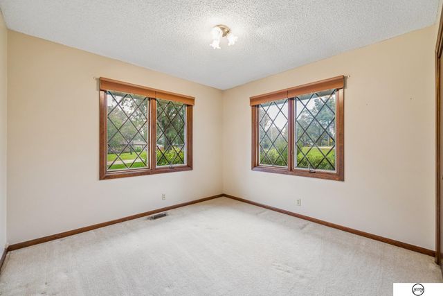 3921 S Folsom Street, Lincoln, NE 68522