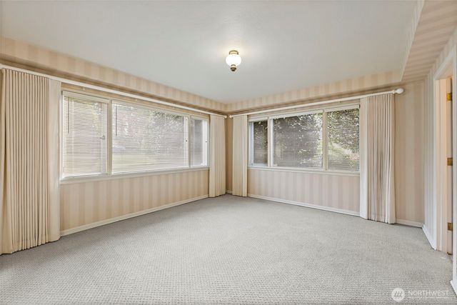 1 Forest Glen Lane SW, Lakewood, WA 98498