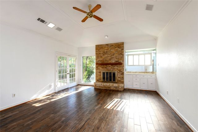 6025 Daven Oaks Drive, Dallas, TX 75248