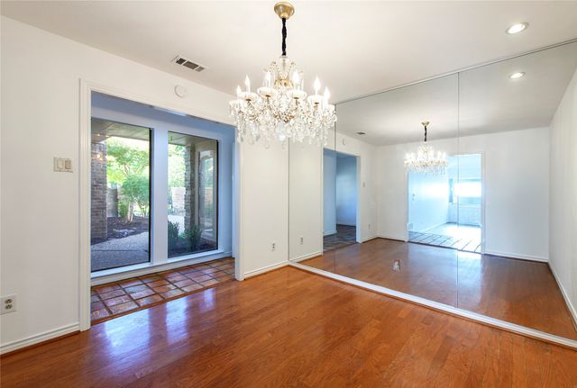 6025 Daven Oaks Drive, Dallas, TX 75248