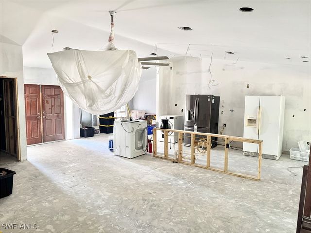 13470 McGregor BLVD, Fort Myers, FL 33919