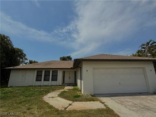 13470 McGregor BLVD, Fort Myers, FL 33919