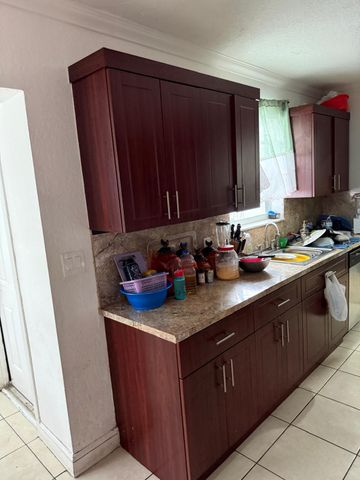 2251 NW 29th Terrace, Fort Lauderdale, FL 33311