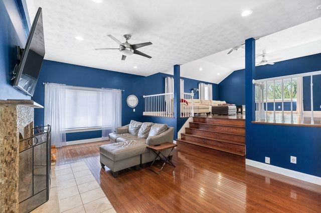 20 Landers Rd, Stoneham, MA 02180