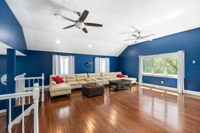 20 Landers Rd, Stoneham, MA 02180