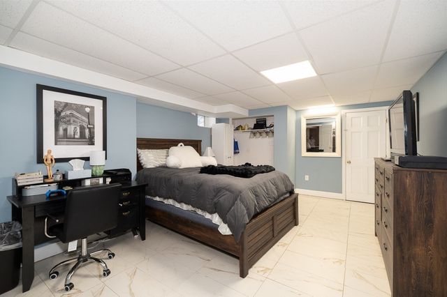 20 Landers Rd, Stoneham, MA 02180