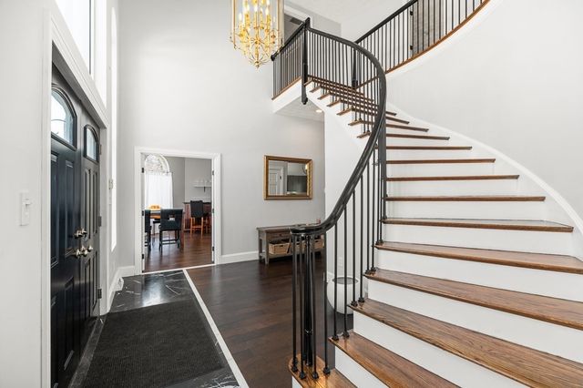 20 Landers Rd, Stoneham, MA 02180