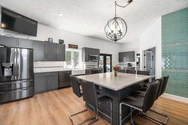 20 Landers Rd, Stoneham, MA 02180