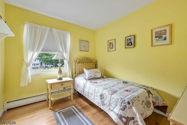 69 Forest Dr, Pequannock Twp., NJ 07444