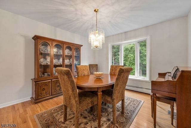 69 Forest Dr, Pequannock Twp., NJ 07444