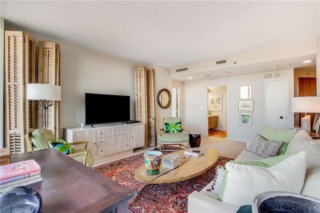 2660 Peachtree Road NW 14B, Atlanta, GA 30305