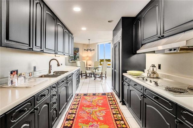 2660 Peachtree Road NW 14B, Atlanta, GA 30305