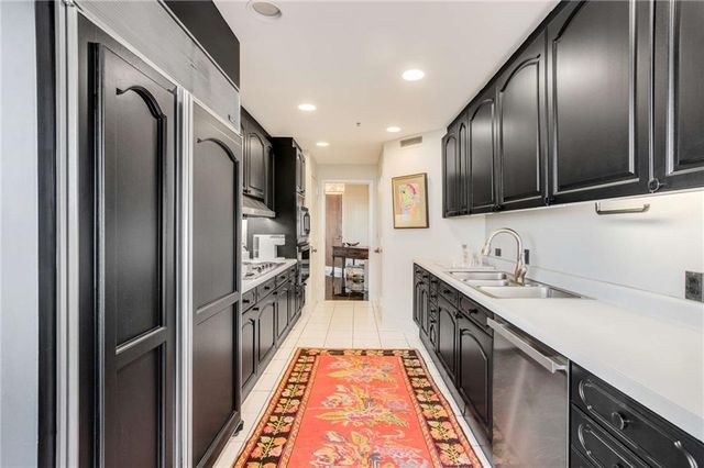 2660 Peachtree Road NW 14B, Atlanta, GA 30305