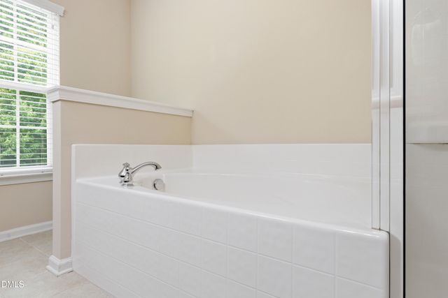 1005 Ileagnes Road, Raleigh, NC 27603