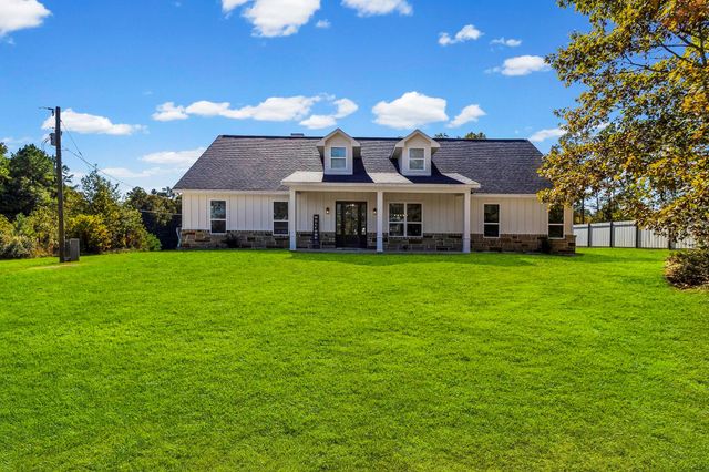 440 Fm 223, Shepherd, TX 77371