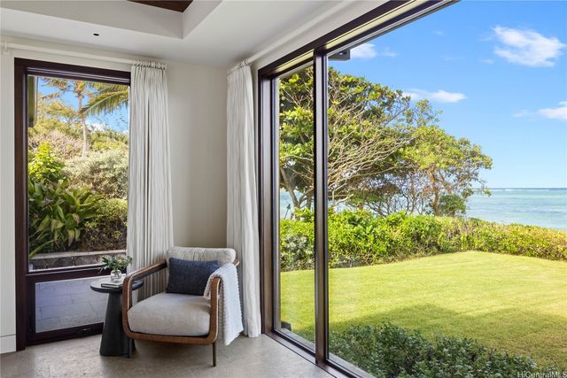 56-201 Kamehameha Highway, Kahuku, HI 96731