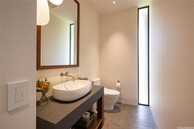 56-201 Kamehameha Highway, Kahuku, HI 96731