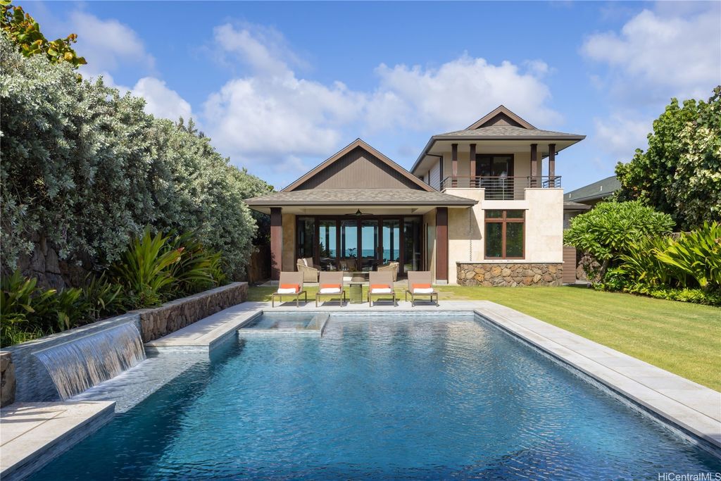 56-201 Kamehameha Highway, Kahuku, HI 96731