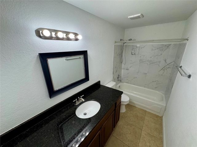 5533 CHRISHIRE WAY F207, Orlando, FL 32822