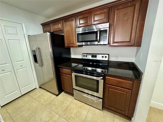 5533 CHRISHIRE WAY F207, Orlando, FL 32822