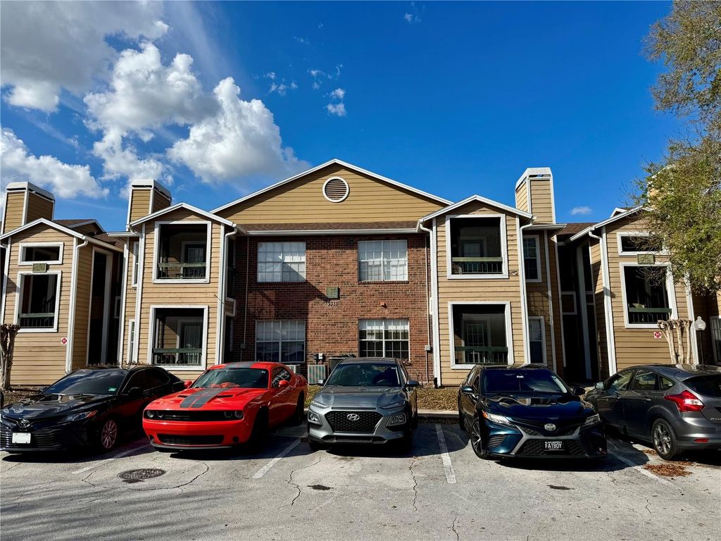 5533 CHRISHIRE WAY F207, Orlando, FL 32822