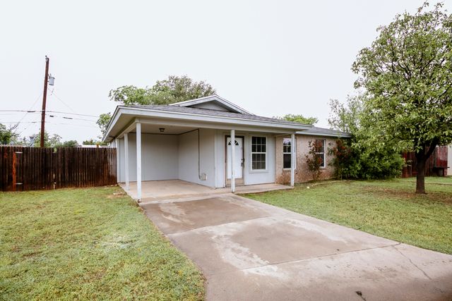 3209 Grove Circle, San Angelo, TX 76903