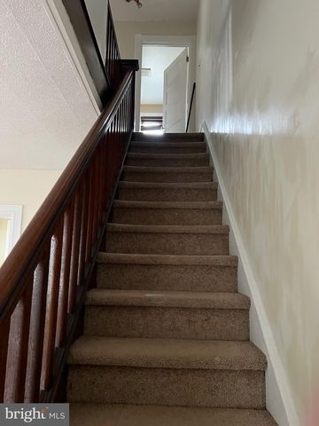 119-121 GRANDVIEW AVE, Pitman, NJ 08071