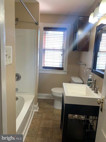 119-121 GRANDVIEW AVE, Pitman, NJ 08071