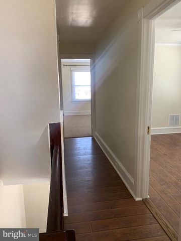 119-121 GRANDVIEW AVE, Pitman, NJ 08071