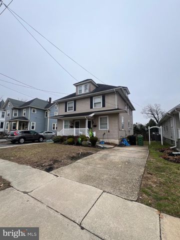 119-121 GRANDVIEW AVE, Pitman, NJ 08071