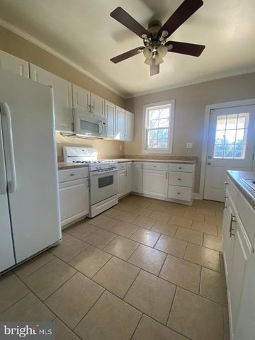 119-121 GRANDVIEW AVE, Pitman, NJ 08071