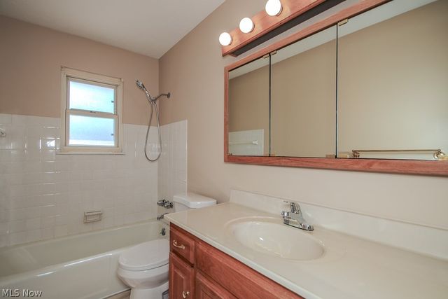 30224 Regent Road, Wickliffe, OH 44092